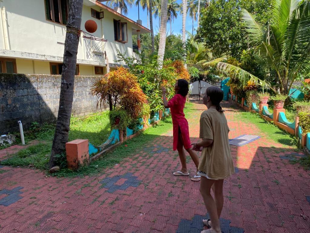 Happy Buddha Homestay Varkala Buitenkant foto