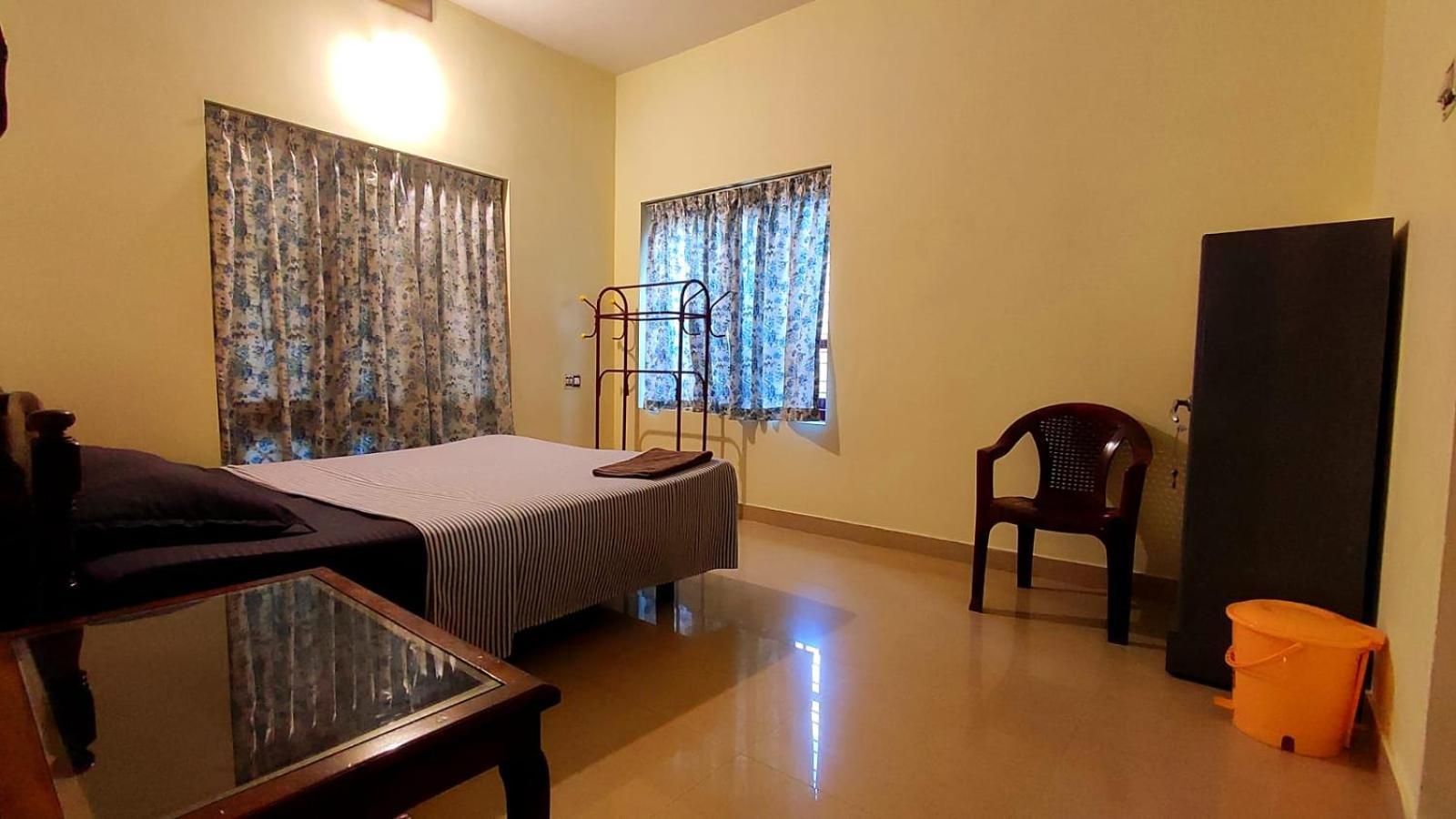 Happy Buddha Homestay Varkala Buitenkant foto